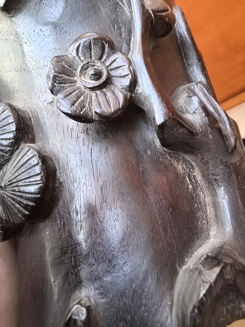 古玩雜項紫檀木雕松樹段形筆筒真品鑒賞圖