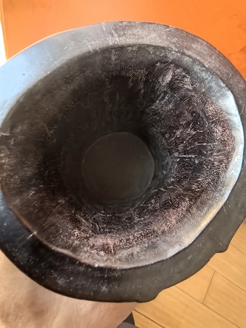 古玩雜項紫檀木雕松樹段形筆筒真品鑒賞圖