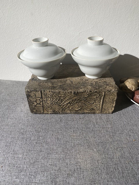 古玩陶瓷清中期道光豆青釉廣彩細(xì)路人物故事折沿盤拍賣,當(dāng)前價(jià)格750元