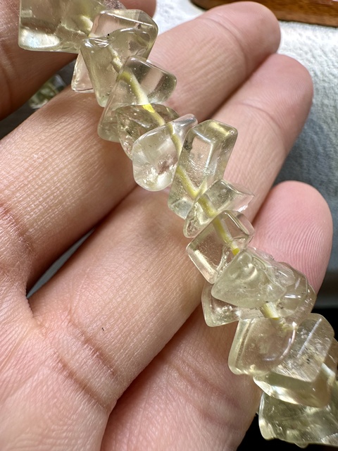 古玩玉器玻璃隕石隨型手鏈 世界上最純凈的天然玻璃(隕石沖擊玻璃)拍賣,當前價格0元