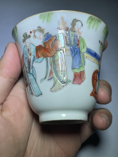 古玩陶瓷咸豐·粉彩西廂記人物故事紋鈴鐺杯拍賣，當前價格15000元
