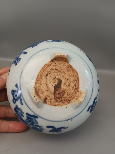 古玩陶瓷青花博古紋三足爐拍賣,當前價格1888元