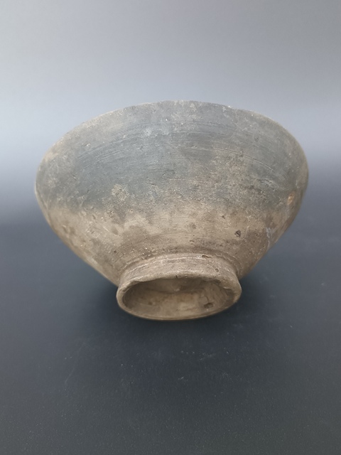 古玩陶瓷元代~黑陶茶盞拍賣,當前價格180元