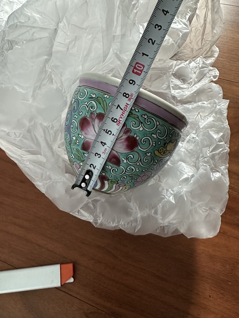 古玩陶瓷雍乾·粉彩龍穿花紋案缸真品鑒賞圖