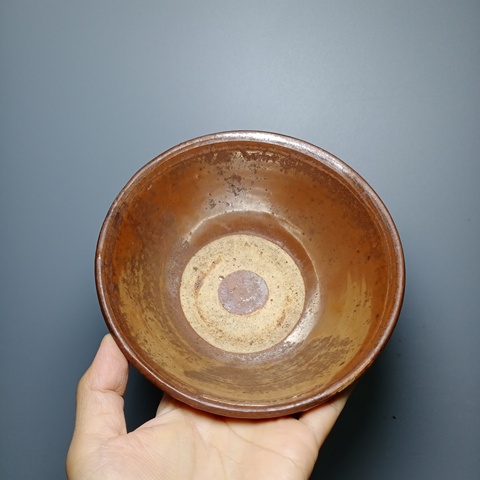 域鉴古玩】元代，磁州窑紫金釉茶碗拍卖价格/图片/值多少钱