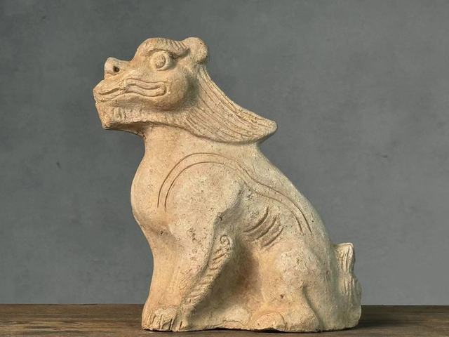 古玩陶瓷清代,五脊六獸造像拍賣,當前價格2200元