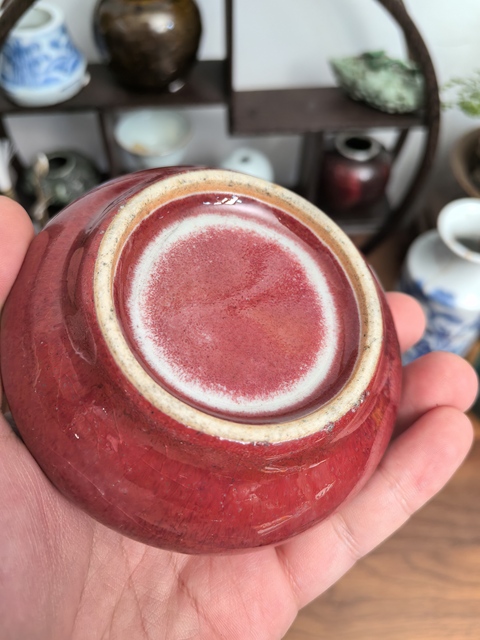 古玩陶瓷清中期乾隆郎紅釉飛碟型水盂拍賣，當(dāng)前價(jià)格3500元