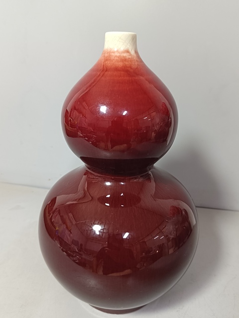 古玩陶瓷創匯時期郎紅釉葫蘆瓶拍賣，當前價格980元