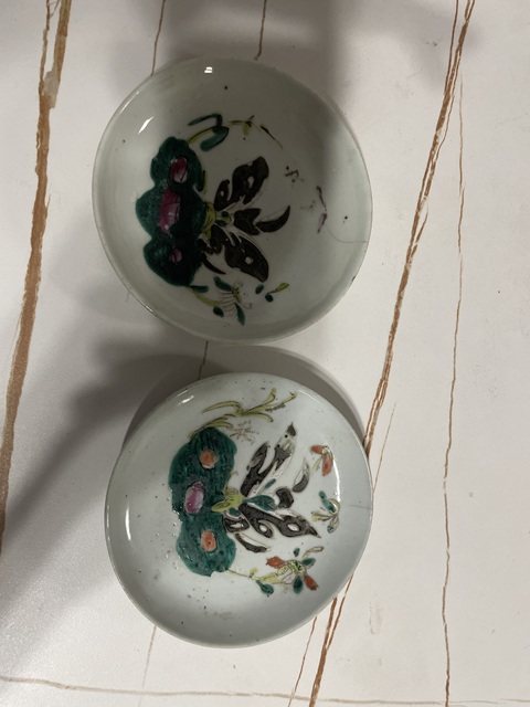 古玩陶瓷花蝶紋粉彩盤拍賣,當前價格100元