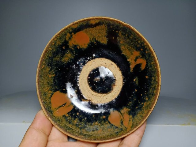 古玩陶瓷元代·黑釉鐵銹斑碗真品鑒賞圖