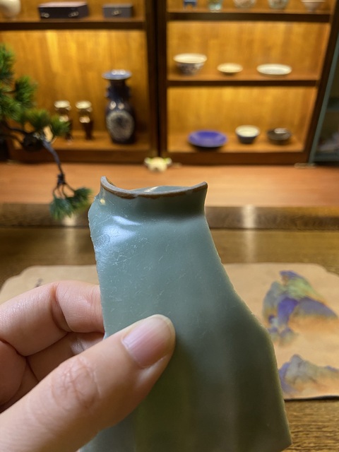 古玩陶瓷龍泉窯青釉標(biāo)本拍賣，當(dāng)前價(jià)格1800元