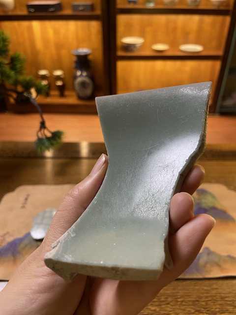 古玩陶瓷龍泉窯青釉標(biāo)本拍賣，當(dāng)前價(jià)格1800元