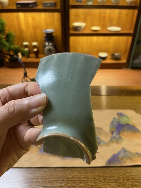 古玩陶瓷龍泉窯青釉標(biāo)本拍賣，當(dāng)前價(jià)格1800元