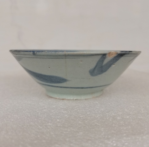 古玩陶瓷青花花卉紋斗笠碗拍賣,當前價格0元