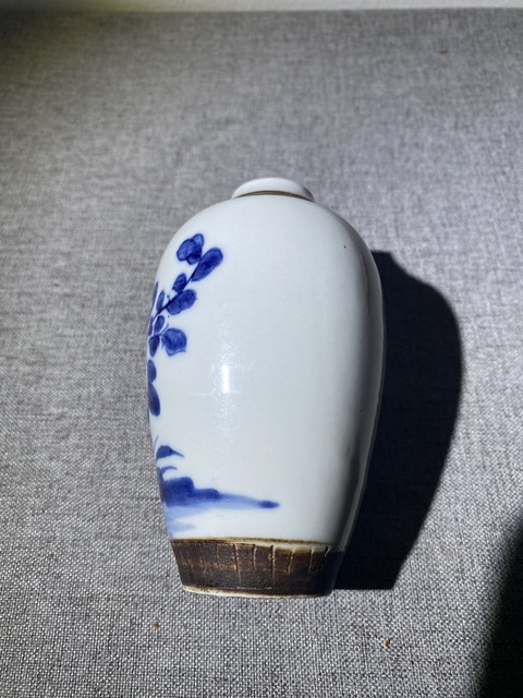 古玩陶瓷清乾隆·青花花卉瓶拍賣,當前價格688元