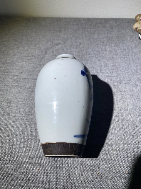 古玩陶瓷清乾隆·青花花卉瓶拍賣,當前價格688元