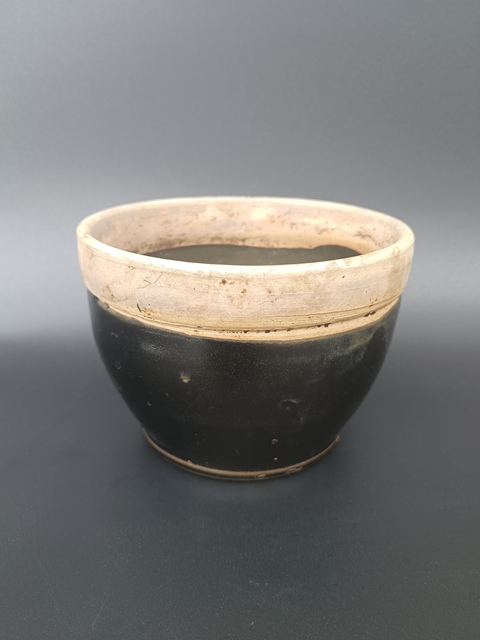 古玩陶瓷清～磁州窯黑釉小缸拍賣，當前價格388元