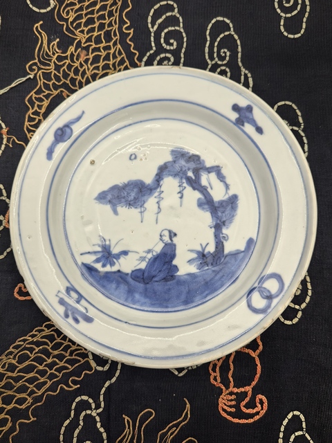 古玩陶瓷明晚期青花吹簫圖折沿盤拍賣,當前價格6888元
