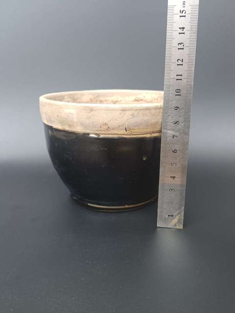 古玩陶瓷清～磁州窯黑釉小缸拍賣，當前價格388元