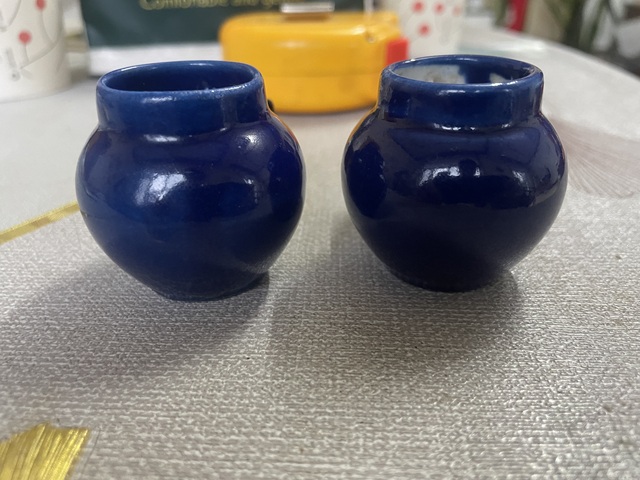 古玩陶瓷藍釉鳥食缸拍賣,當前價格480元