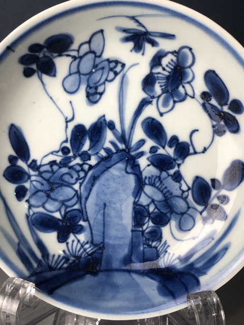 古玩陶瓷(精品杯碟)清康熙·靈石花蝶紋·杯碟套裝拍賣,當前價格1281元