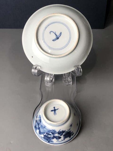 古玩陶瓷(精品杯碟)清康熙·靈石花蝶紋·杯碟套裝拍賣,當前價格1281元