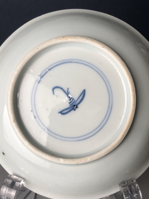 古玩陶瓷(精品杯碟)清康熙·靈石花蝶紋·杯碟套裝拍賣,當前價格1281元