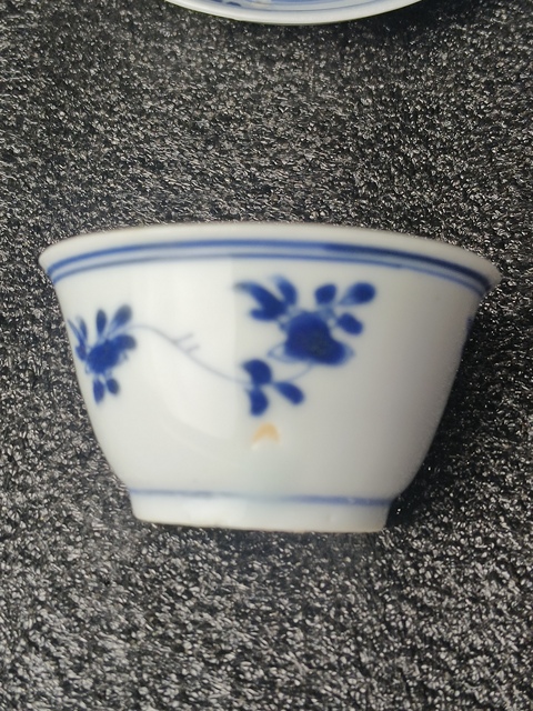 古玩陶瓷(精品杯碟)清康熙·青花花蝶紋·杯碟套裝拍賣,當前價格1316元