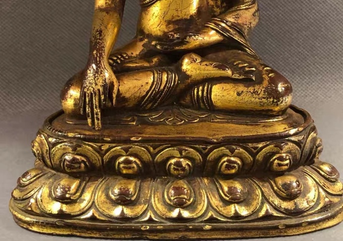 古玩銅器釋加牟尼拍賣，當前價格186900元