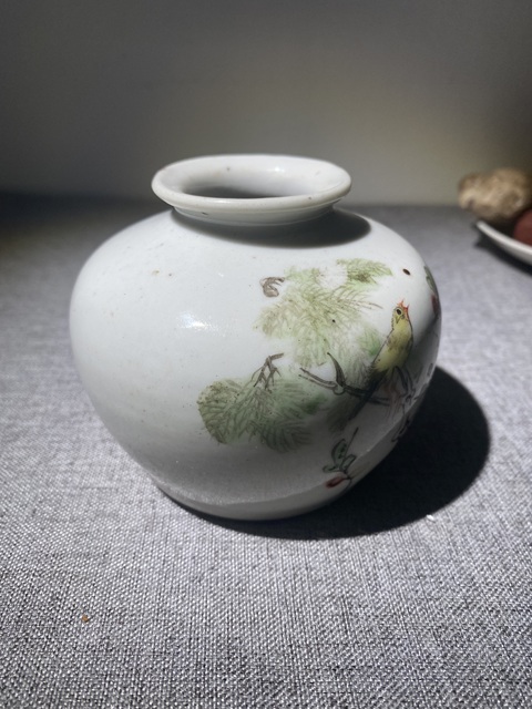 古玩陶瓷民國粉彩花鳥紋石榴尊拍賣,當前價格688元