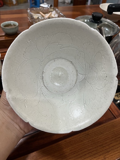 古玩陶瓷青白釉刻花葵口碗拍賣，當前價格0元