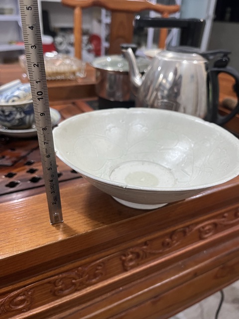 古玩陶瓷青白釉刻花葵口碗拍賣，當前價格0元