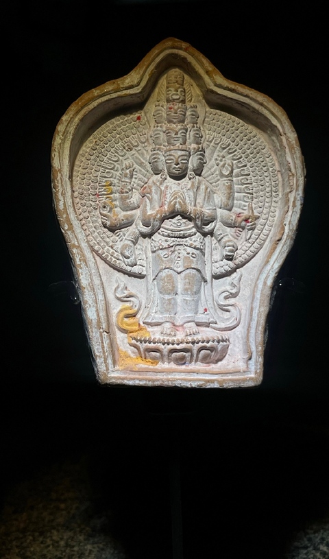 古玩雜項(xiàng)清代.千手觀音擦擦  (所見最好品相)拍賣，當(dāng)前價(jià)格688元