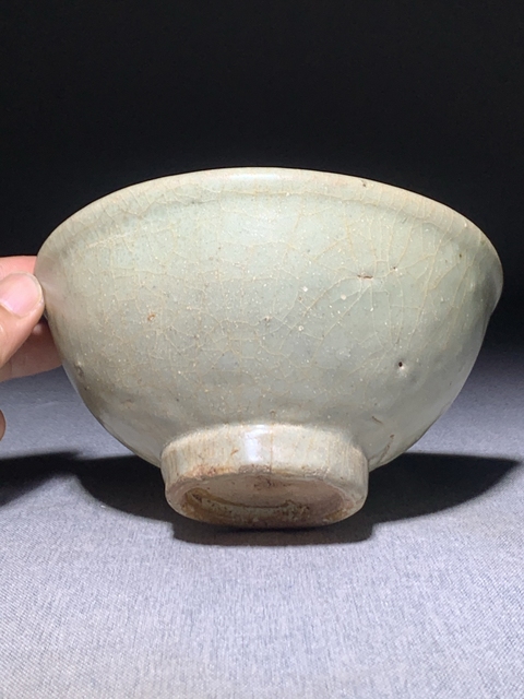 古玩陶瓷元代龍泉青瓷模印唇口碗拍賣,當(dāng)前價格1588元