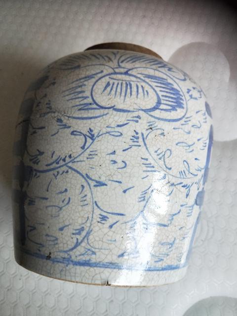 古玩陶瓷囍字紋青花罐拍賣,當前價格90元