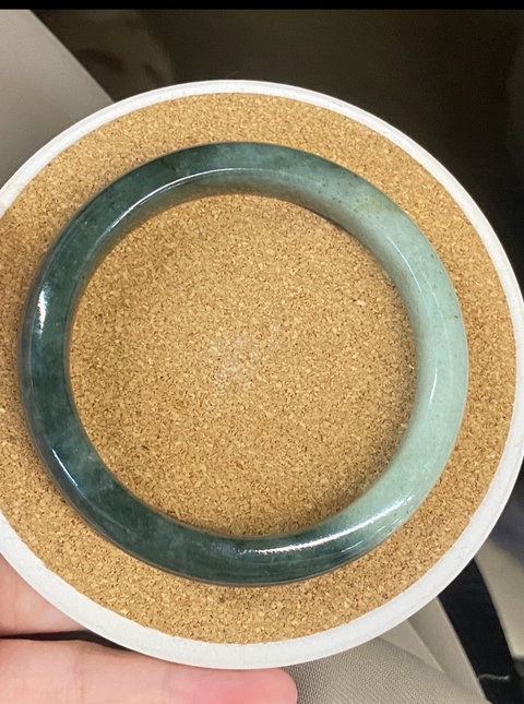 古玩玉器翡翠手鐲拍賣，當前價格2600元