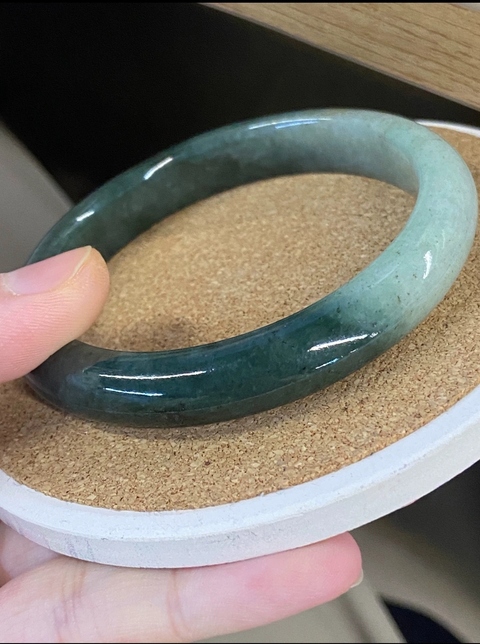 古玩玉器翡翠手鐲拍賣，當前價格2600元