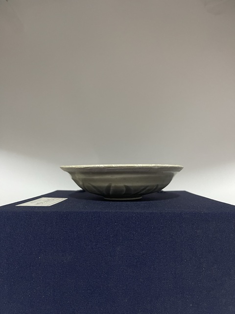 古玩陶瓷宋南定青黃釉刻仰蓮紋洗拍賣，當前價格2850元