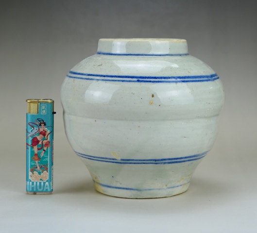 古玩陶瓷明代.青花線條紋罐拍賣，當前價格388元