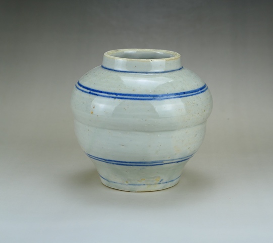 古玩陶瓷明代.青花線條紋罐拍賣，當前價格388元