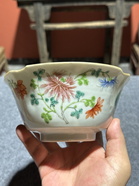 古玩陶瓷清代道光四季花卉紋碗拍賣,當前價格26800元
