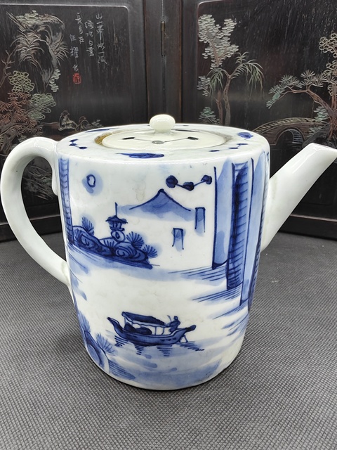 古玩陶瓷青花山水人物紋茶壺拍賣,當前價格580元
