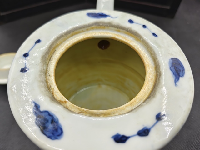 古玩陶瓷青花山水人物紋茶壺拍賣,當前價格580元