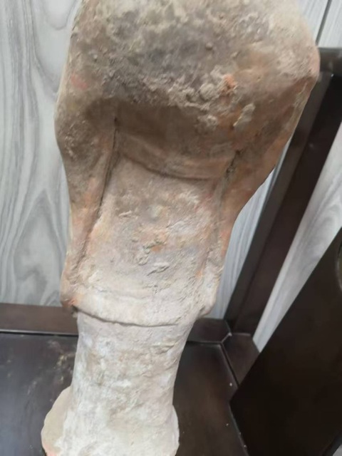 古玩陶瓷唐·文官俑拍賣,當前價格7500元