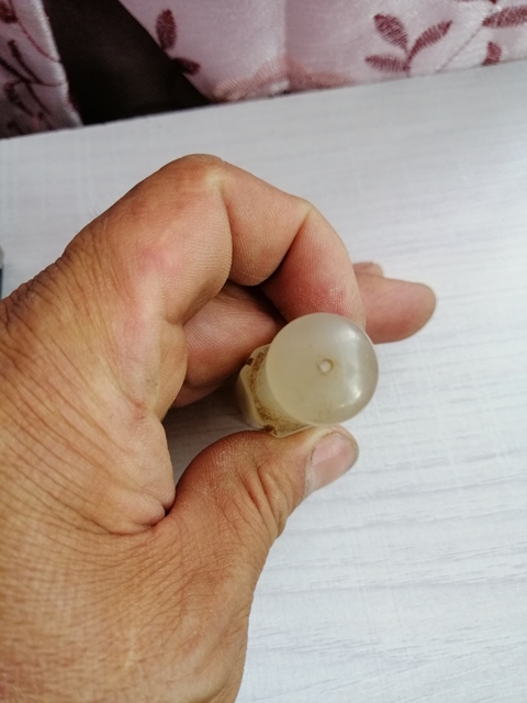古玩雜項瑪瑙煙嘴拍賣,當前價格488元