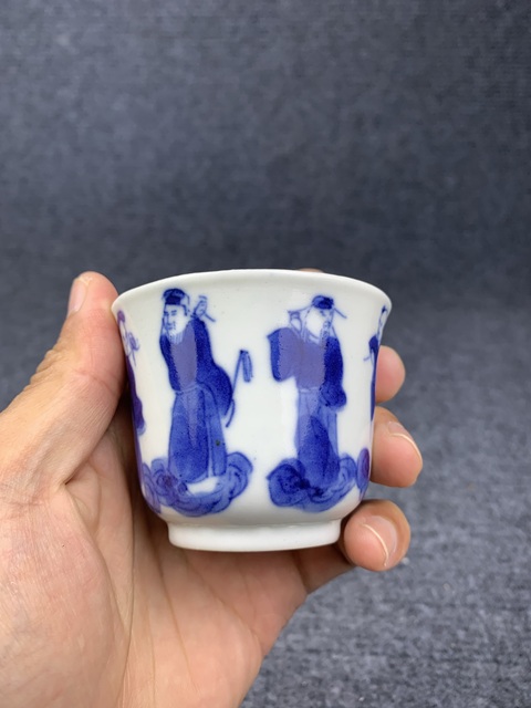 古玩陶瓷青花八仙人物壓手杯拍賣,當前價格2888元