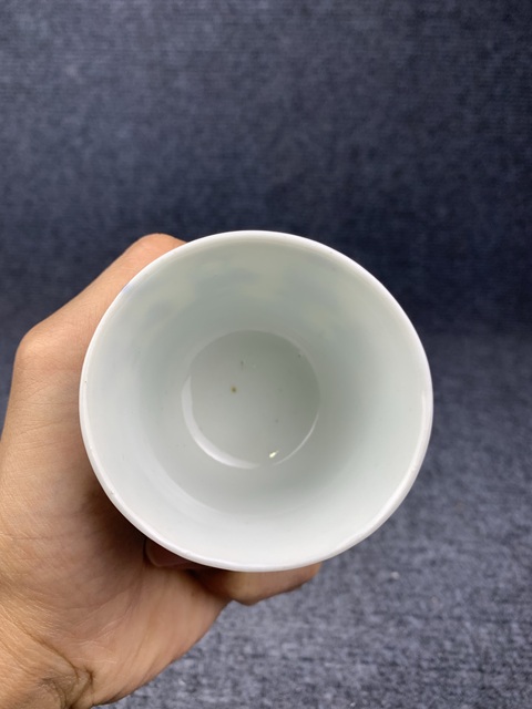 古玩陶瓷青花八仙人物壓手杯拍賣,當前價格2888元