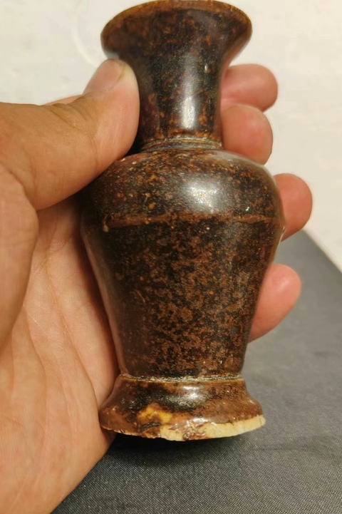 古玩陶瓷紫金釉瓶拍賣，當前價格800元