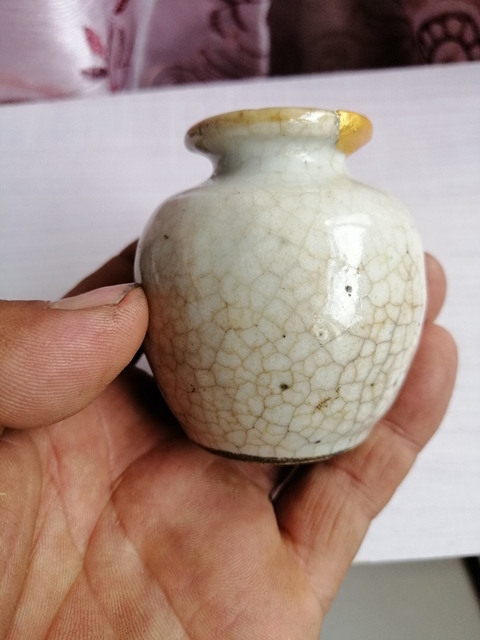 古玩陶瓷清早期哥釉小蘋果尊拍賣，當前價格766元