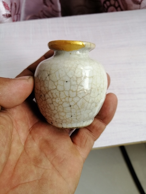 古玩陶瓷清早期哥釉小蘋果尊拍賣，當前價格766元